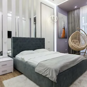 Апартаменты Royal Art-apartment On Skoryka 26, Львов